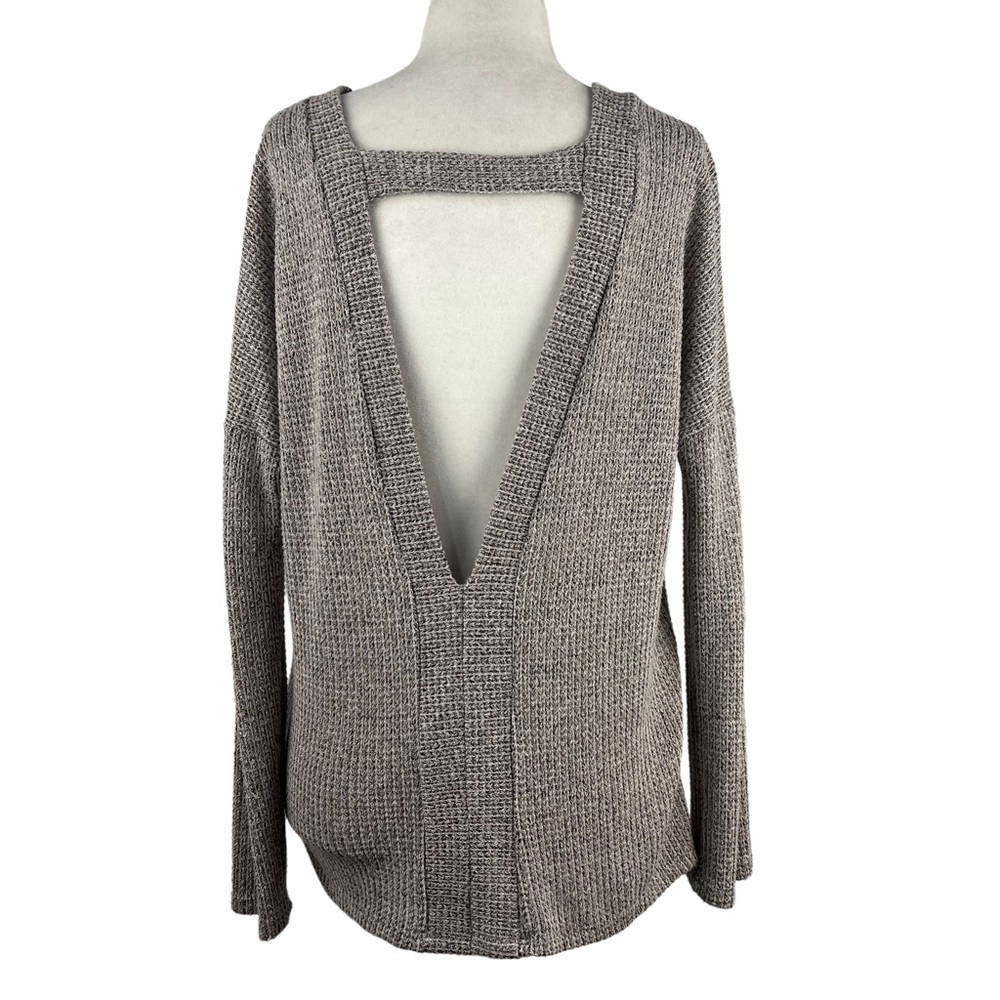 ginger G OVERSIZED LONG SLEEVE V-NECK BACK. - Picture 5 of 10
